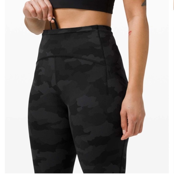 Lululemon Swift Speed High-Rise Crop 21" in Heritage 365 Camo Deep Coal (Size 2) - Picture 1 of 12